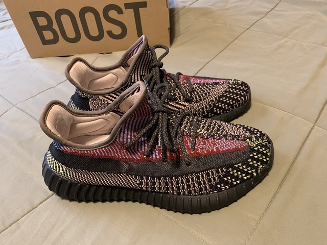 yeezy yecheil farfetch