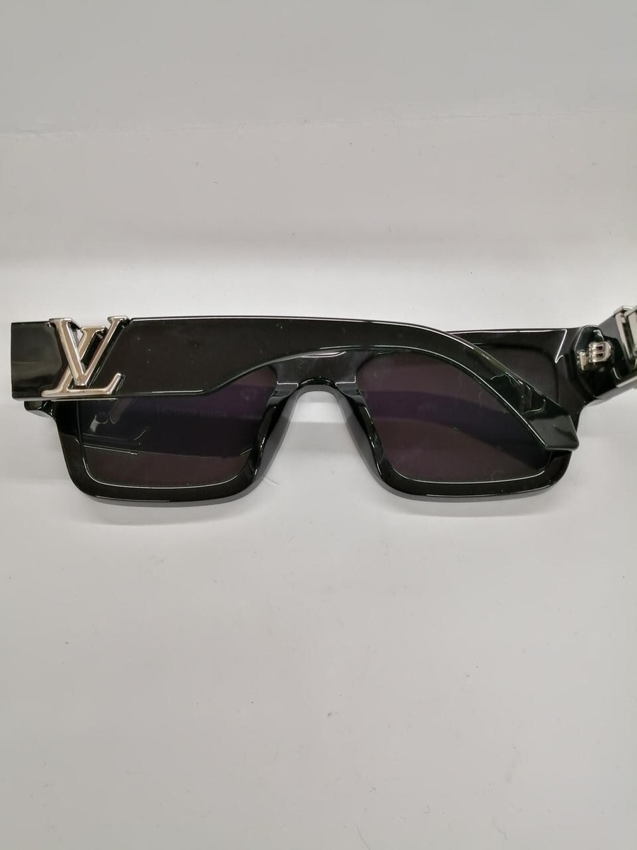 LOUIS VUITTON Z2178E LV Sleek Square Sunglasses Men's Black | eBay