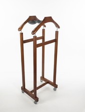 Indossatore da camera  colore noce con doppia spalla, svuotatasche e rotelle