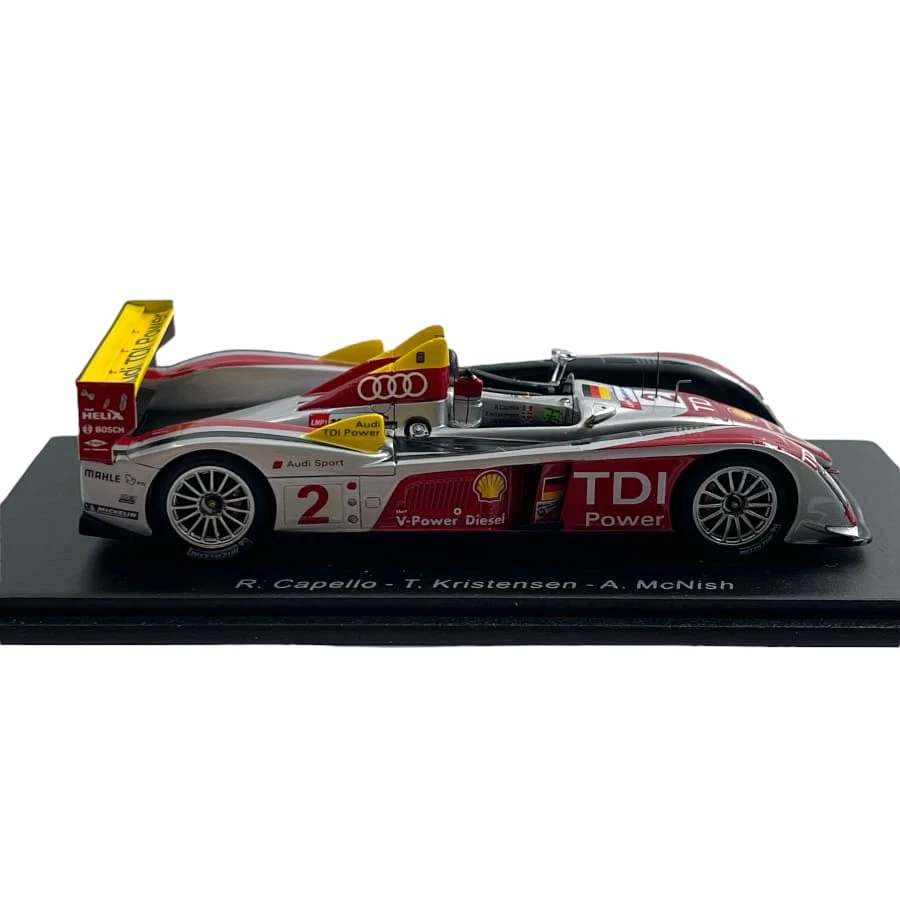 Modellino Auto Spark 1/43 Audi R10 TDI Audi Sport North America #2 Winner Le ... - Immagine 4 di 4