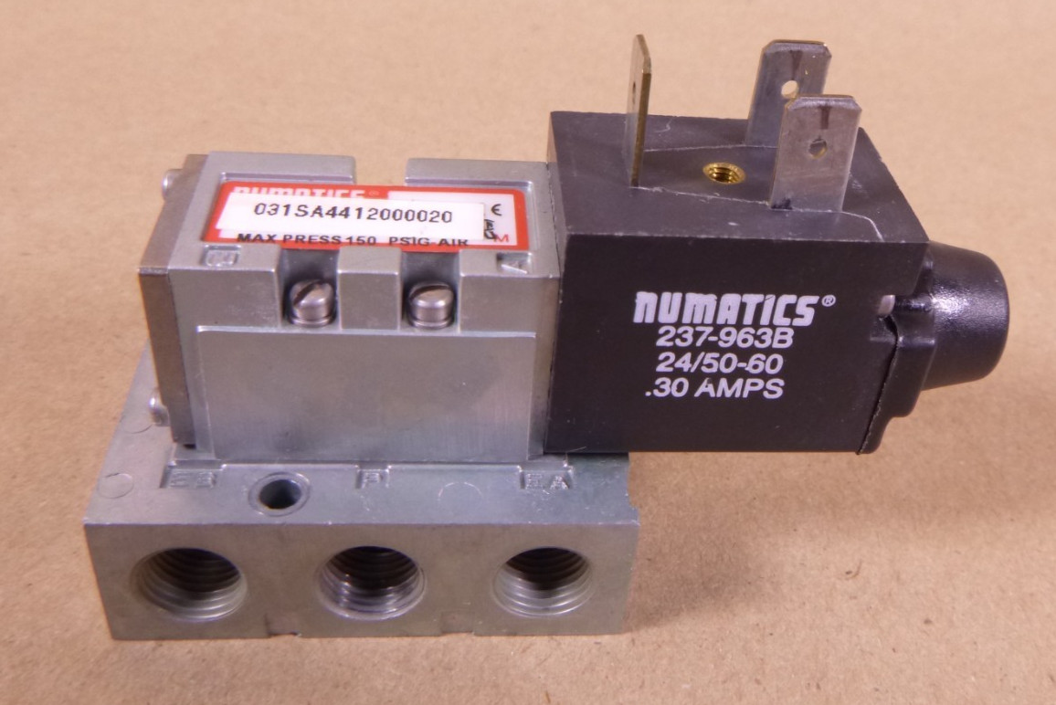 ASCO Numatics 031SA4412000020 Solenoid Valve, 1/8" NPT Ports, 237-963B 24V