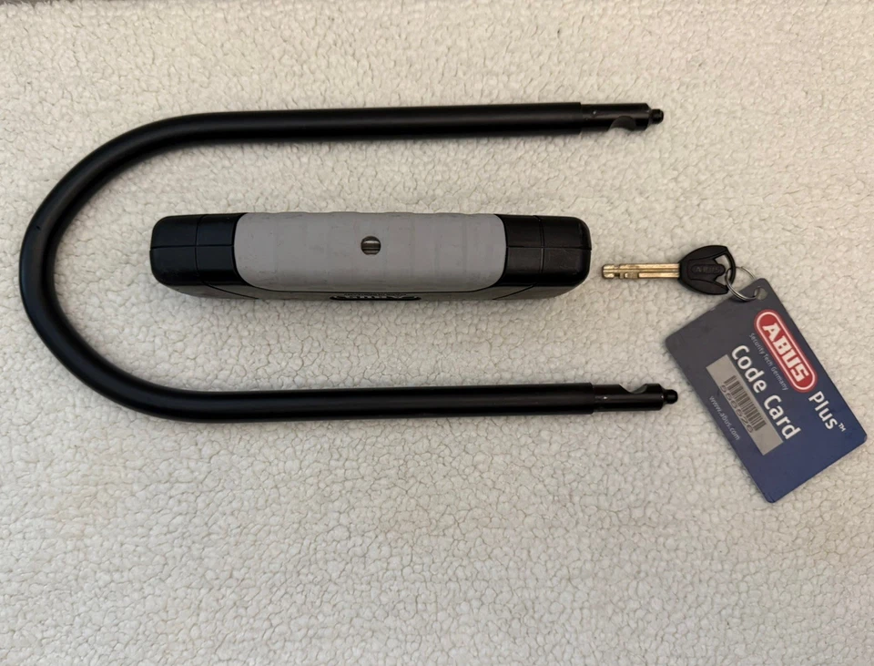 Llave de bloqueo en U Abus Granit Plus 470 - 150x300 mm - negra 69072 Foto 2 de 4