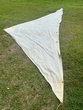 Thurston Hank On Headsail (Luff: 29’ 10” Leech: 23’ 2” Foot: 13’ 5”)