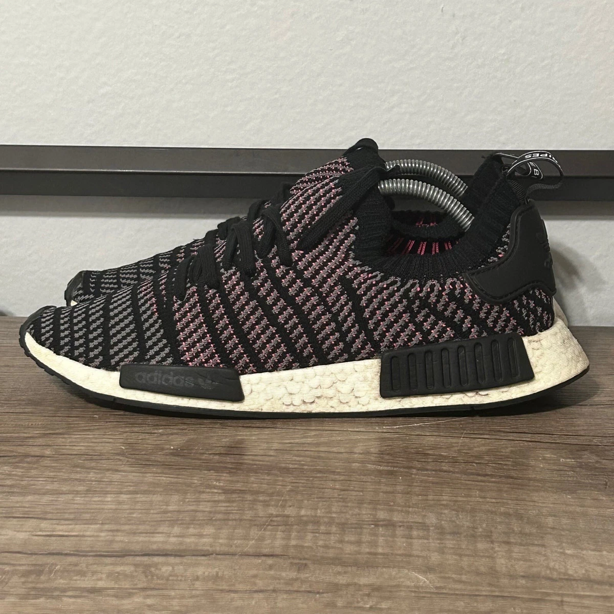 nmd r1 size 11