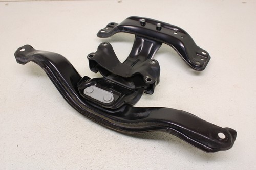 Subaru WRX 6 Speed Transmission Mount Brace Support Genuine Oem 2015-2021