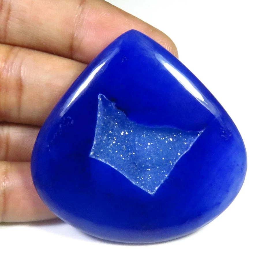 Cabinas de ónix con ventana de corazón azul 47x47 mm gemas de geoda de ónix ágata druzy natural OD-1136 Foto 3 de 4