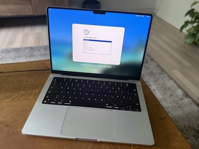 Apple Macbook Pro M2 Pro 16GB RAM 512GB SSD 14'' Silber A2779 2023
