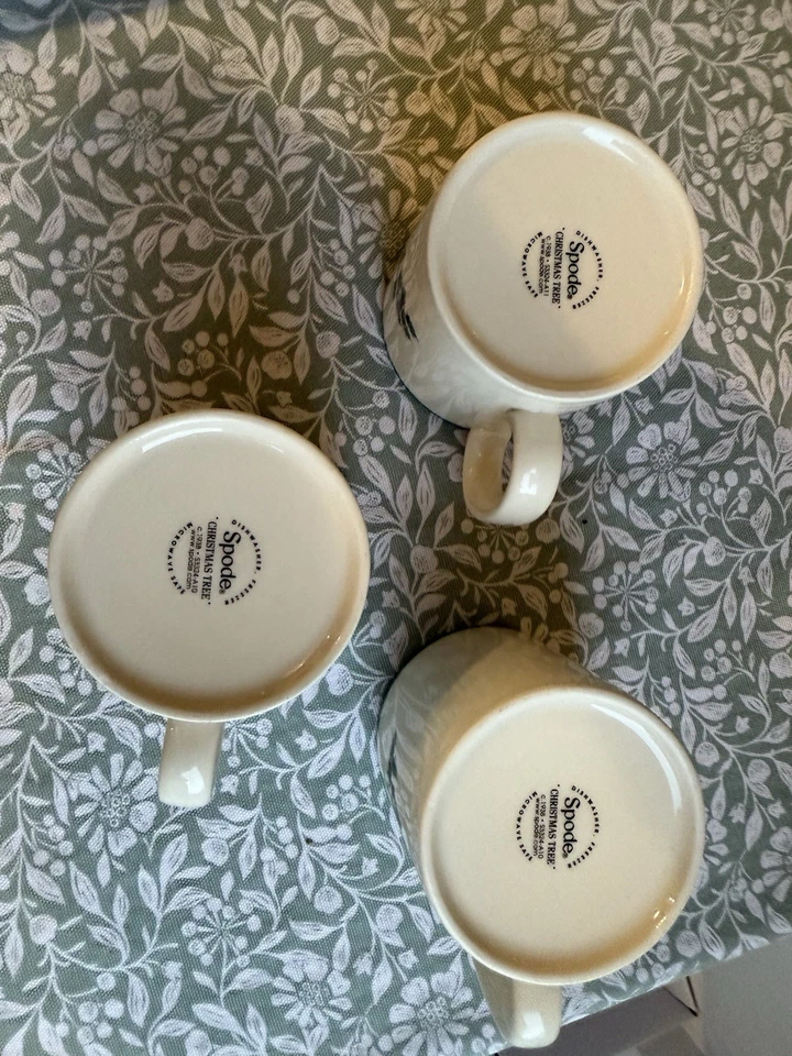 Set Of 3 Spode "Christmas Tree" Earthenware Mug Made in England - Image 3 of 4
