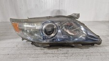 GENUINE TOYOTA CAMRY 2010-2011 RIGHT HEADLIGHT