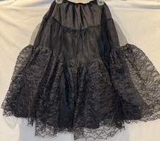 Girls Petticoat Slip Black Size 6 Tulle With Layered Lace