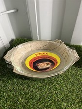 Pyrex Lidded Casserole Dish  Oval Medium - Free Post