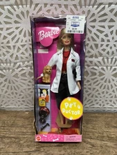 Barbie Pet Doctor Doll w/ Puppy Bowl Veterinarian Magazine 50595 Mattel 2000 NEW
