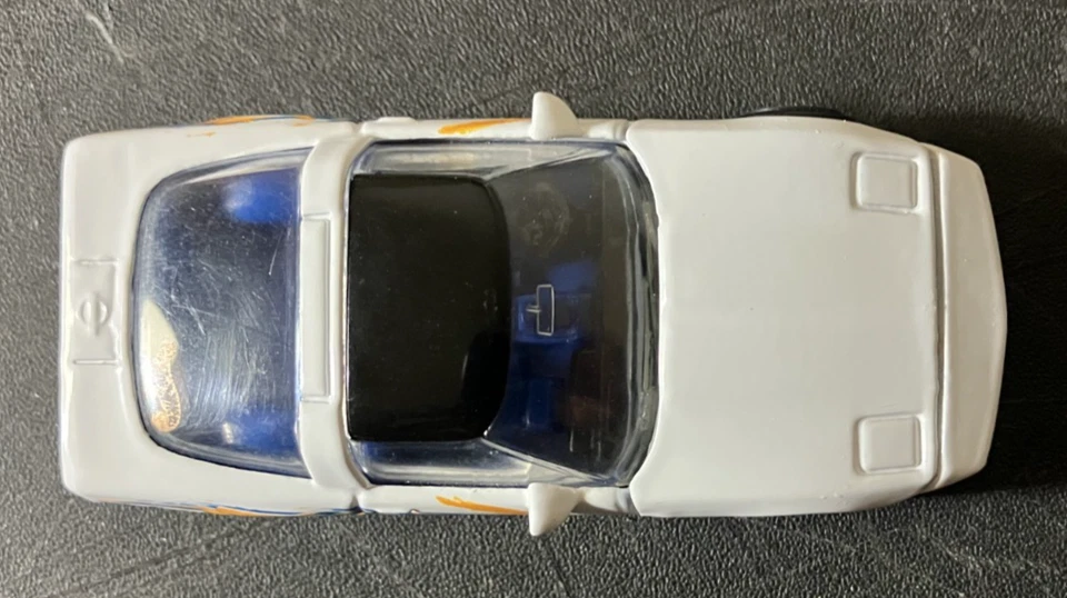 Chevrolet Corvette C4 blanco años 80 - Hot Wheels 1997 #616 diecast 1:64 - limpio casi nuevo Foto 2 de 4