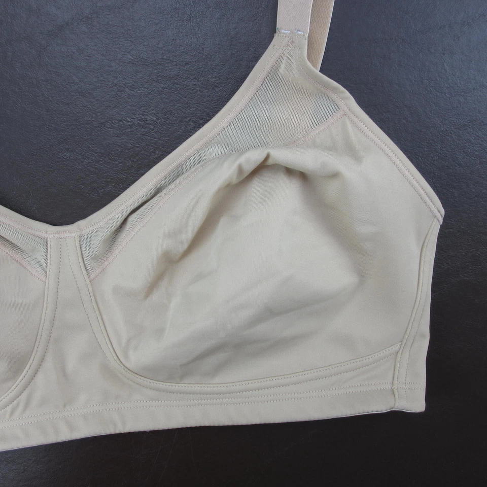 Hanes Bra 38DD Tan Lightly Lined Underwire Adjustable Clasp Back - Image 4 of 4