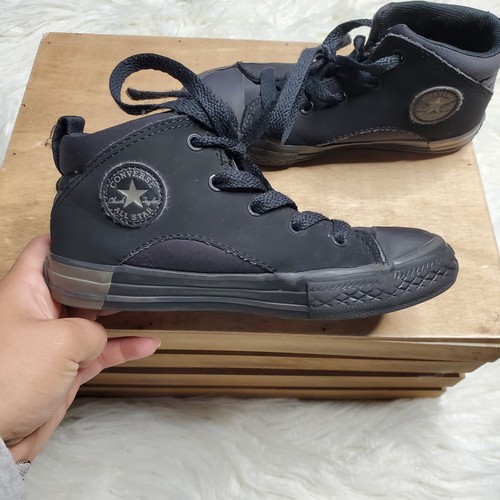 mid top black converse