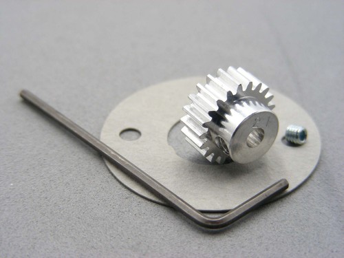 Vintage Tamiya TA01 TA02 TA02SW TA02W AV 21T Pinion Gear Grub Screw Tool & Plate - Picture 1 of 3