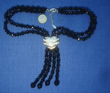 B26D TB Grand Collier Sautoir Perle Noire Jais Coeur Strass Lot Bijou Createur