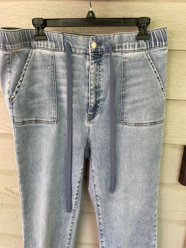 Risen Mid Rise Joggers Skinny Light Wash Jeans Comfy Women's Sz 1XL Los Angeles