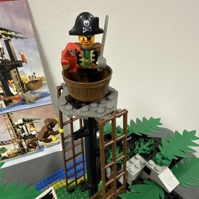 LEGO Forbidden Island 6270 Pirates Complete Set lid & Instructions Vintage 1989