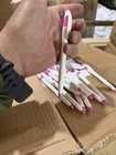 White & Pink Retractable Click Ball Point Pens Bulk Lot of 1000 Ballpoint Pens — photo 3