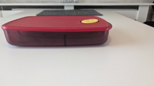 Tupperware Rock N Serve Divided Container 3990A-2 Microwave Reheatable Burgundy! - Picture 2 of 5