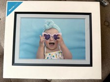 Dragon Touch Classic Digital Picture Frame 10  Wi-Fi - New Open Box