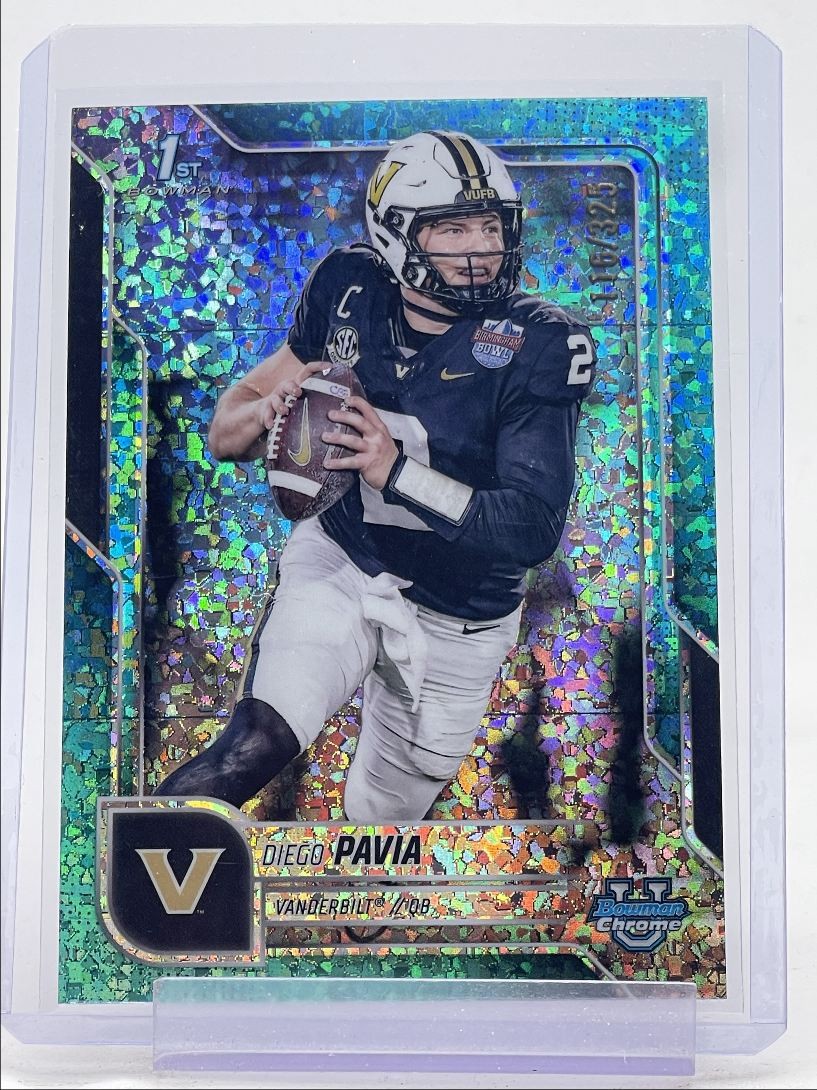DIEGO PAVIA 2025 BOWMAN CHROME UNIVERSITY 1ST AQUA MINI DIAMOND /325 Q2264