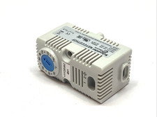 Schneider Electric NSYCCOTHOF ClimaSys Thermostat 32-140°F 250VAC