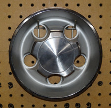 1975-1978 Mopar Dodge Plymouth Rallye Wheel Center Cap 3699006 1975-1978 Mopar Dodge Plymouth Rallye Wheel Center Cap 3699006