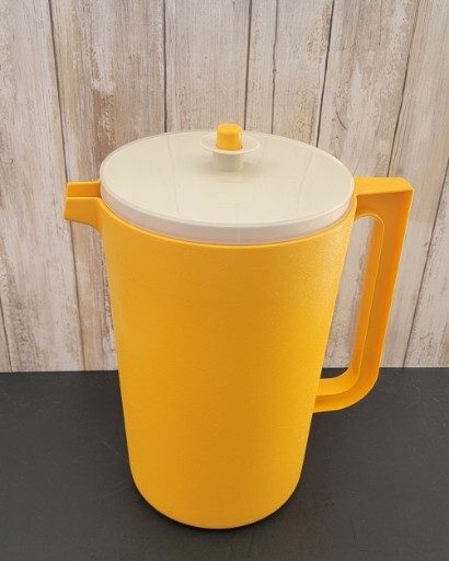 Vintage 70s Tupperware Golden Yellow Pitcher Push Button Seal Lid