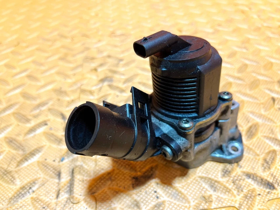 09-17 VOLKSWAGEN PASSAT CC GASOLINA BOMBA DE AIRE SECUNDARIA VÁLVULA SOLENOIDE OEM Foto 2 de 4