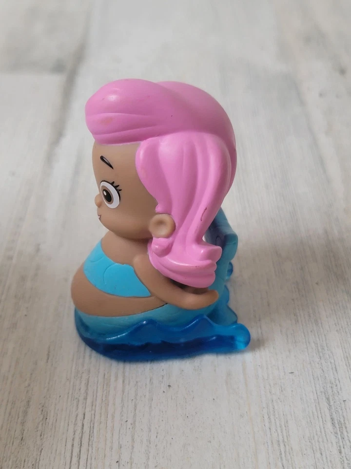 Guppies Nickelodeon Molly mermaid girl roller ball toy figure - Image 4 of 4