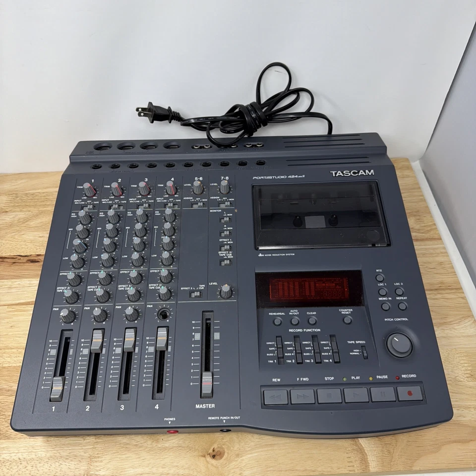 Tascam Portastudio 424 MKII Vintage Analog 4 Track Recorder AC100V Japan