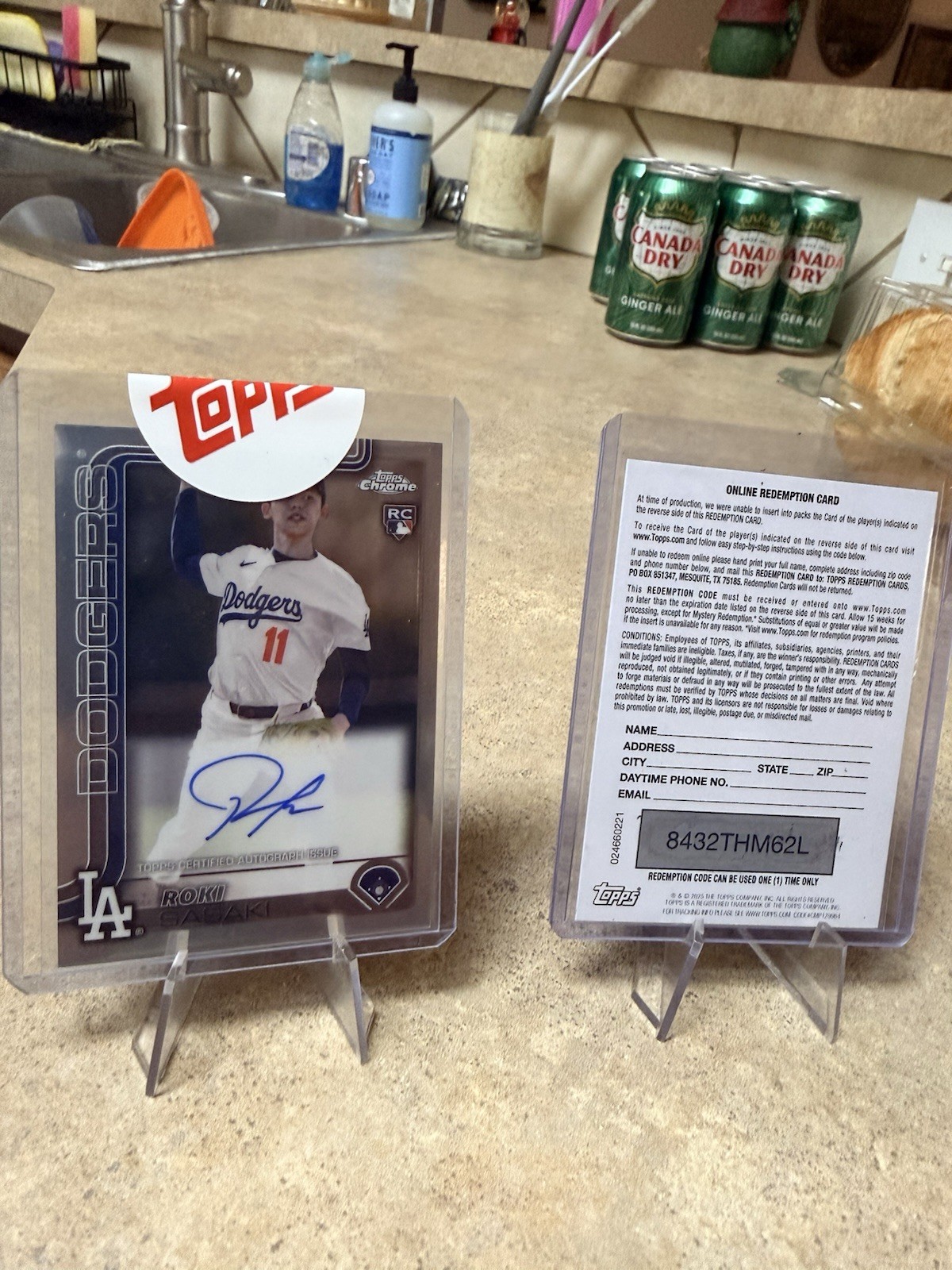 2025 Topps Chrome - Rookie Autographs Roki Sasaki #RA-ROKI (AU, RC)