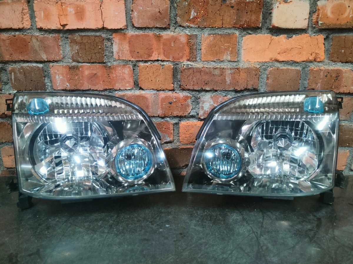 GENUINE Nissan X-Trail Xtrail NT30 HID Head Lights Lamps 1 Pairs