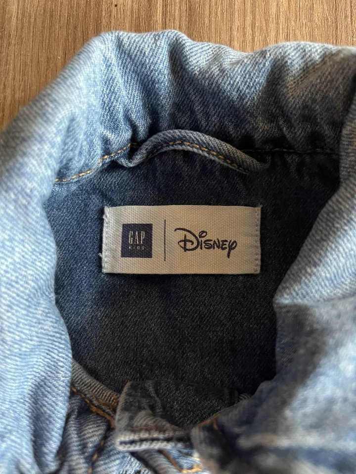 Chaqueta Jean Gap Disney Niños Mediana 8-9 Azul Denim Mickey Mouse Parche Bordado Foto 2 de 4