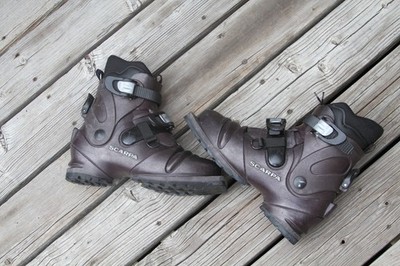 SCARPA T3 75mm Telemark Ski Boot Brown size 10/11 USED good 75mm 3pin
