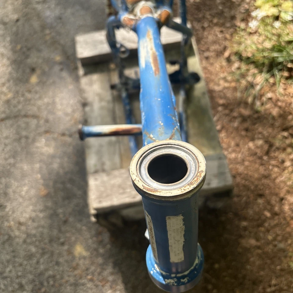 Cuadro principal Yamaha 1987 YZ80 carrocería chasis YZ 80 #2HF-21110-00-UJ Foto 3 de 4