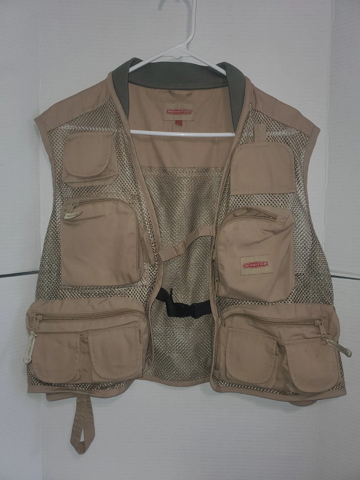 Redington Fly Fishing Vest Men's Large/X large L/ XL Clark Fork Mesh Safari
Opens in a new window or
