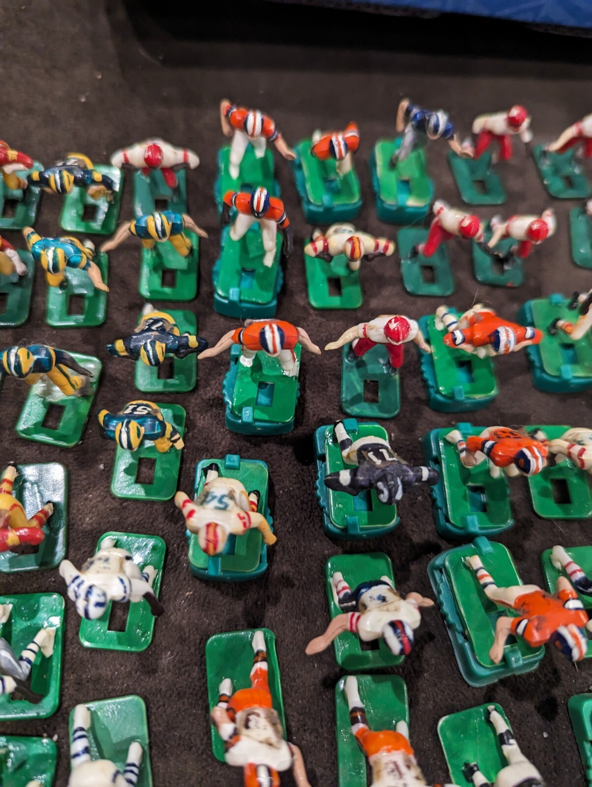 Lot of 140 Vintage Plastic Electric Football Game Players eBay