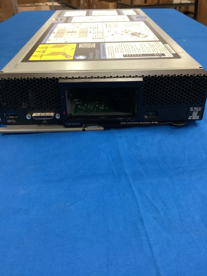 IBM LENOVO 9532 AC1 Flex System X240 M5, 00MW807 No RAM CPU Drives - Image 2 of 4