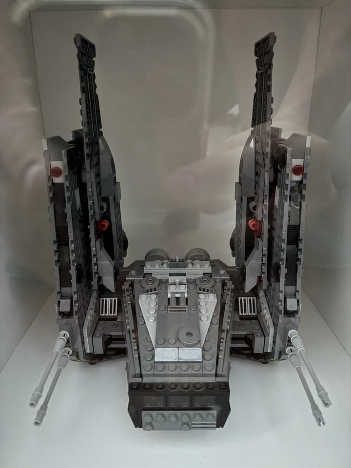 LEGO Star Wars 75104 Kylo Ren's Command Shuttle