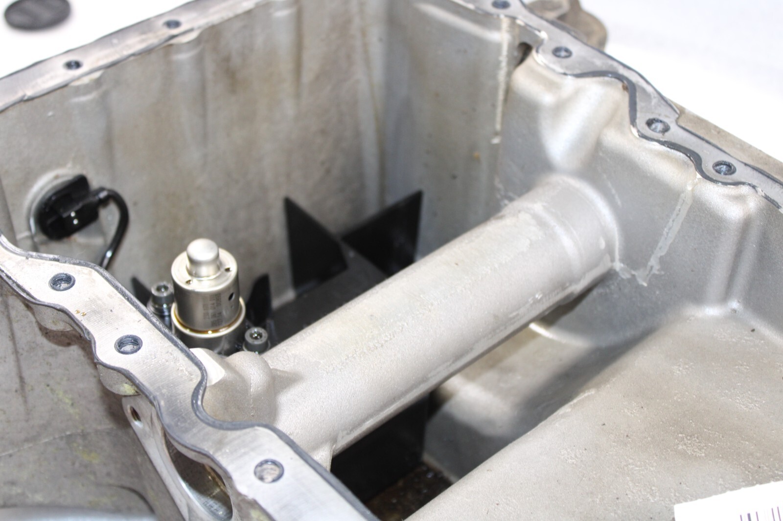 2016 Maserati Ghibli, Quattroporte, Engine Oil Pan, 4WD, Used, P/N 849084