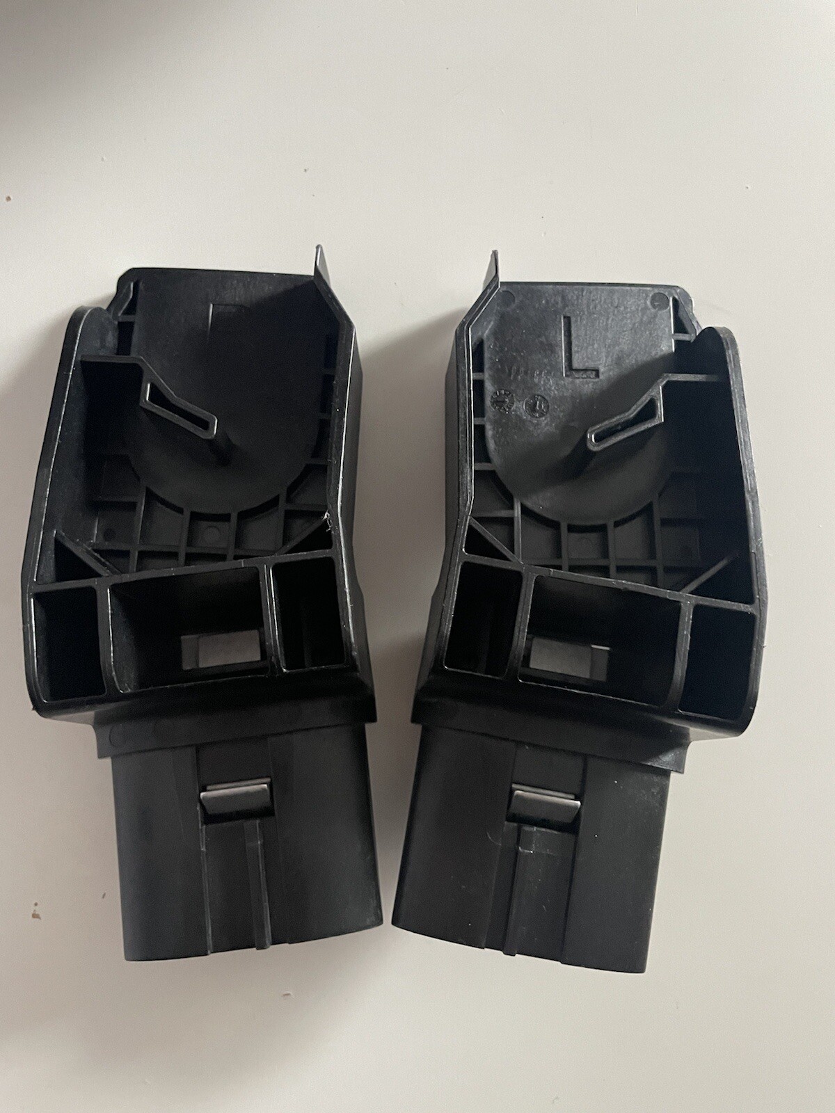 Joolz Day 2 & 3 Car Seat Adapters Adaptors for Maxi Cosi, Besafe, Kiddy