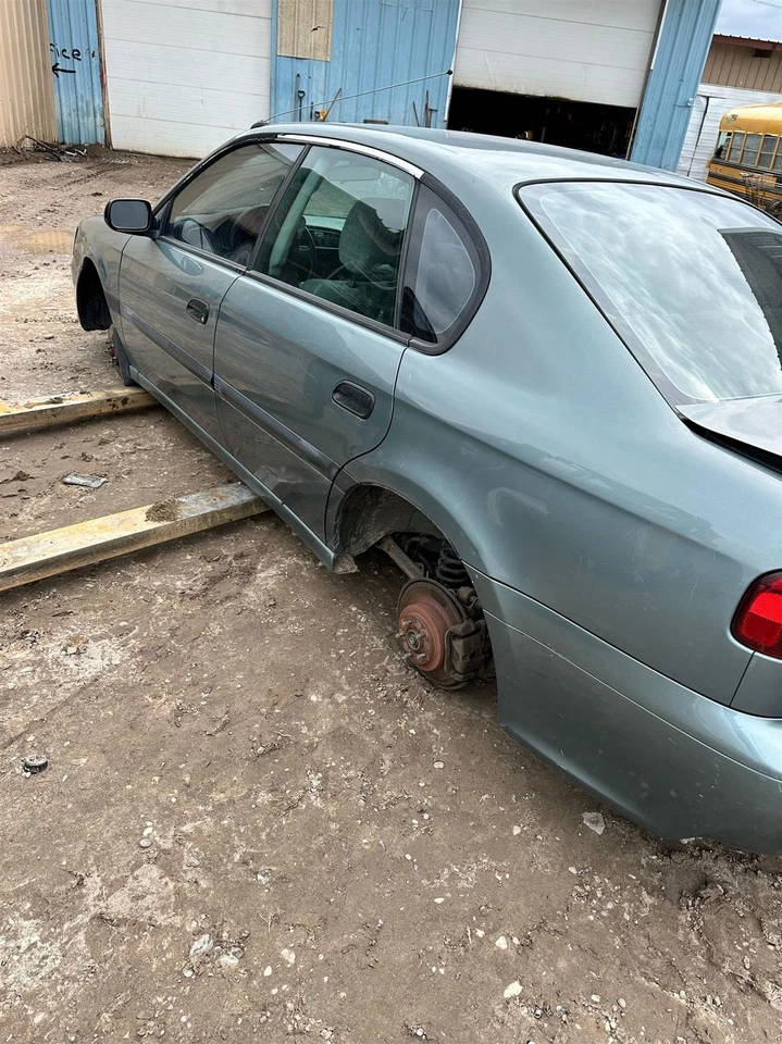 Espejo retrovisor derecho usado se adapta a: Subaru Legacy Power 2001 exc. Outback Ri sin calefacción Foto 2 de 4