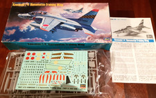 1/72 KAWASAKI T-4 TRAINER - HASEGAWA