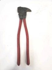 Vintage Truecraft K711B Fence Pliers - 10 3/4” Long - Pre-owned 