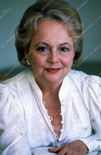 beautiful Olivia de Havilland portrait 35m-2483 - 35m-02483