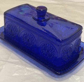 Pioneer Woman Cobalt Blue Glass Covered Butter Dish Excellent Condition