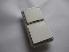 UP-Feuchtraum-Kombi mit Schalter und Steckdose, reinweiß, ELSO-Schneider, neu